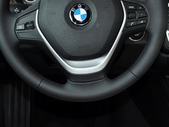 2013款 320i 2.0T 自动 风尚设计套装