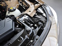 2013款 320i 2.0T 自动 风尚设计套装