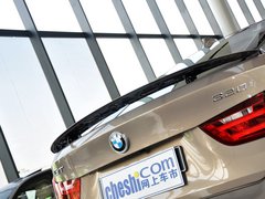 2013款 320i 2.0T 自动 风尚设计套装