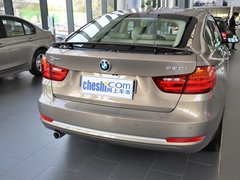 2013款 320i 2.0T 自动 风尚设计套装
