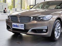 2013款 320i 2.0T 自动 风尚设计套装