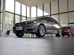 2013款 320i 2.0T 自动 风尚设计套装