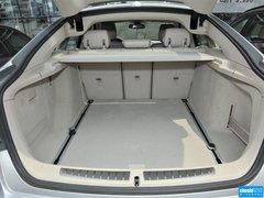 2013款 320i 2.0T 自动 风尚设计套装