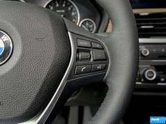 2013款 320i 2.0T 自动 风尚设计套装