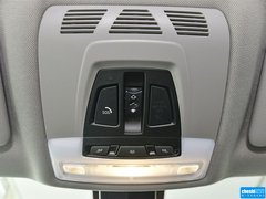 2013款 320i 2.0T 自动 风尚设计套装