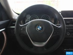 2013款 320i 2.0T 自动 风尚设计套装