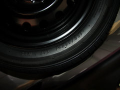 2013款 1.0L 自动 20周年限量版