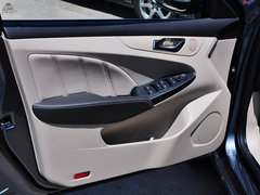 2013款 1.6DVVT 手动 致领版