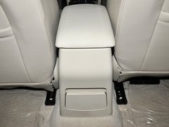 2013款 1.6DVVT CVT 致享版