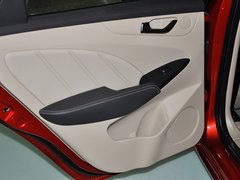 2013款 1.6DVVT CVT 致享版