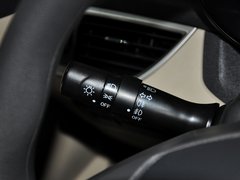 2013款 1.6DVVT CVT 致享版