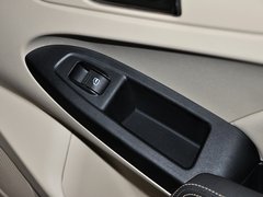 2013款 1.6DVVT CVT 致享版