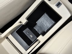2013款 1.6DVVT CVT 致享版
