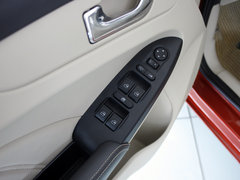 2013款 1.6DVVT CVT 致享版