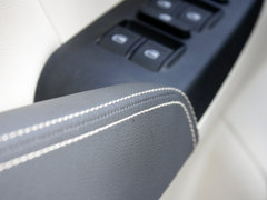 2013款 1.6DVVT CVT 致享版