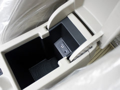 2013款 1.6DVVT CVT 致享版
