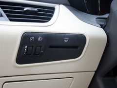 2013款 1.6DVVT CVT 致享版
