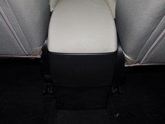 2013款 2.0L 自动 两驱舒适型