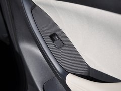 2013款 2.0L 自动 两驱舒适型