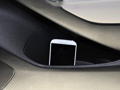 2013款 2.0L 自动 两驱舒适型