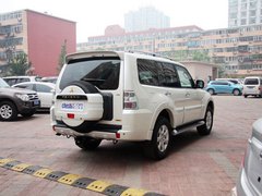 2014款 3.0L 自动 豪华版 7座