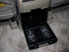 汉兰达 2013款 2.7L 自动 两驱紫金版 7座