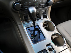 汉兰达 2013款 2.7L 自动 两驱紫金版 7座
