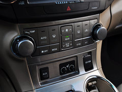 2013款 2.7L 自动 两驱紫金版 7座