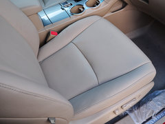 汉兰达 2013款 2.7L 自动 两驱紫金版 7座