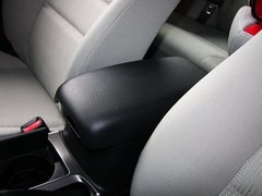 2013款 2.0L 自动 时尚型