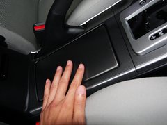 2013款 2.0L 自动 时尚型