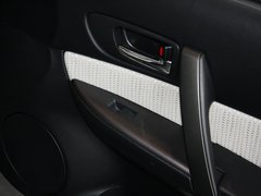 2013款 2.0L 自动 时尚型
