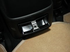 2013款 2.0L 自动 时尚型
