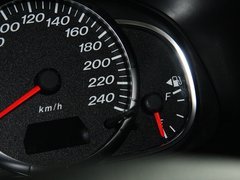 2013款 2.0L 自动 时尚型