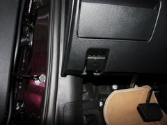 2013款 2.0L 自动 时尚型