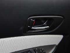 2013款 2.0L 自动 时尚型