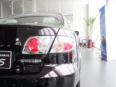 2013款 2.0L 自动 时尚型