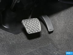 2013款 2.0L 自动 时尚型