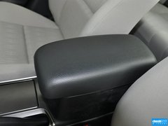 2013款 2.0L 自动 时尚型