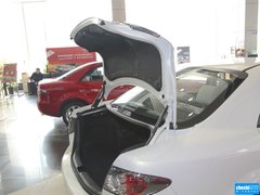 2013款 2.0L 自动 时尚型