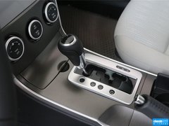 2013款 2.0L 自动 时尚型