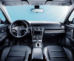 2013款 2.0L 自动 超豪华型