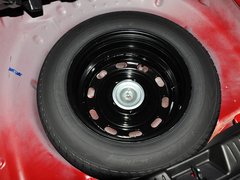 2013款 2.0L 自动 超豪华型