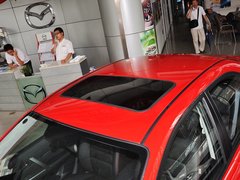 2013款 2.0L 自动 超豪华型