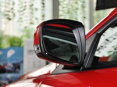2013款 2.0L 自动 超豪华型