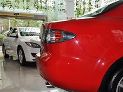 2013款 2.0L 自动 超豪华型
