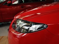 2013款 2.0L 自动 超豪华型