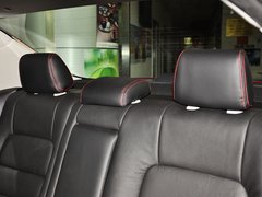 2013款 2.0L 自动 超豪华型