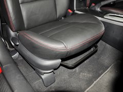 2013款 2.0L 自动 超豪华型