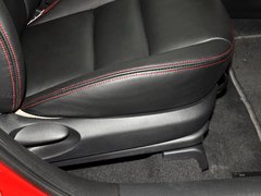 2013款 2.0L 自动 超豪华型